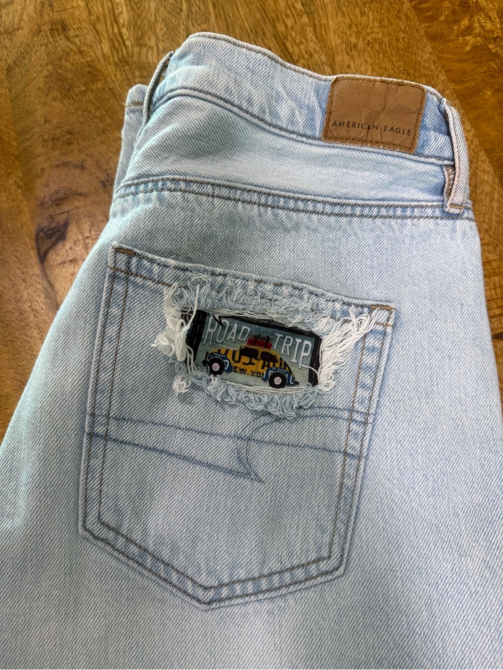 American Eagle Highest Waist 90’s boyfriend  Women’s Jeans size 6 - Picture 5 of 6